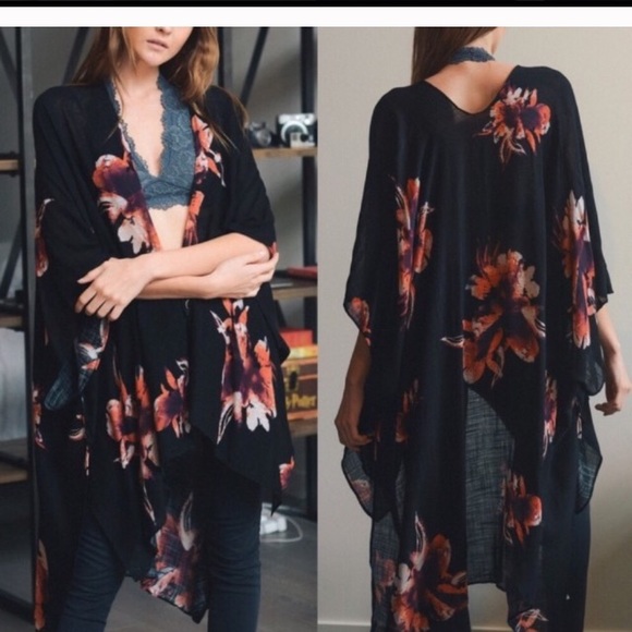 NEW Boho Sakura Floral Print Kimono - Picture 3 of 3