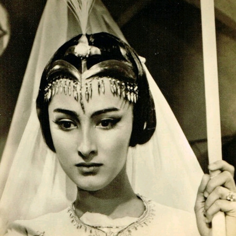 Meet your Posher, Irina