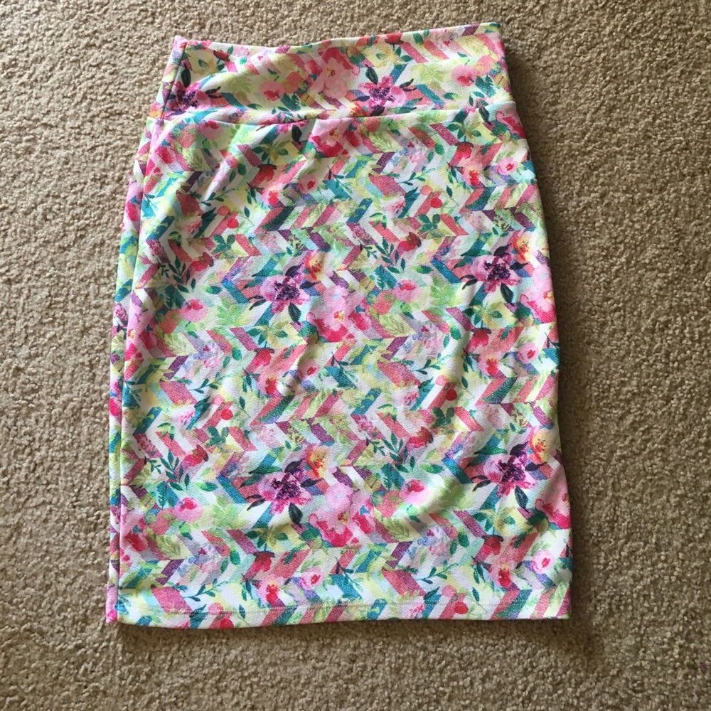 Lularoe Cassie
