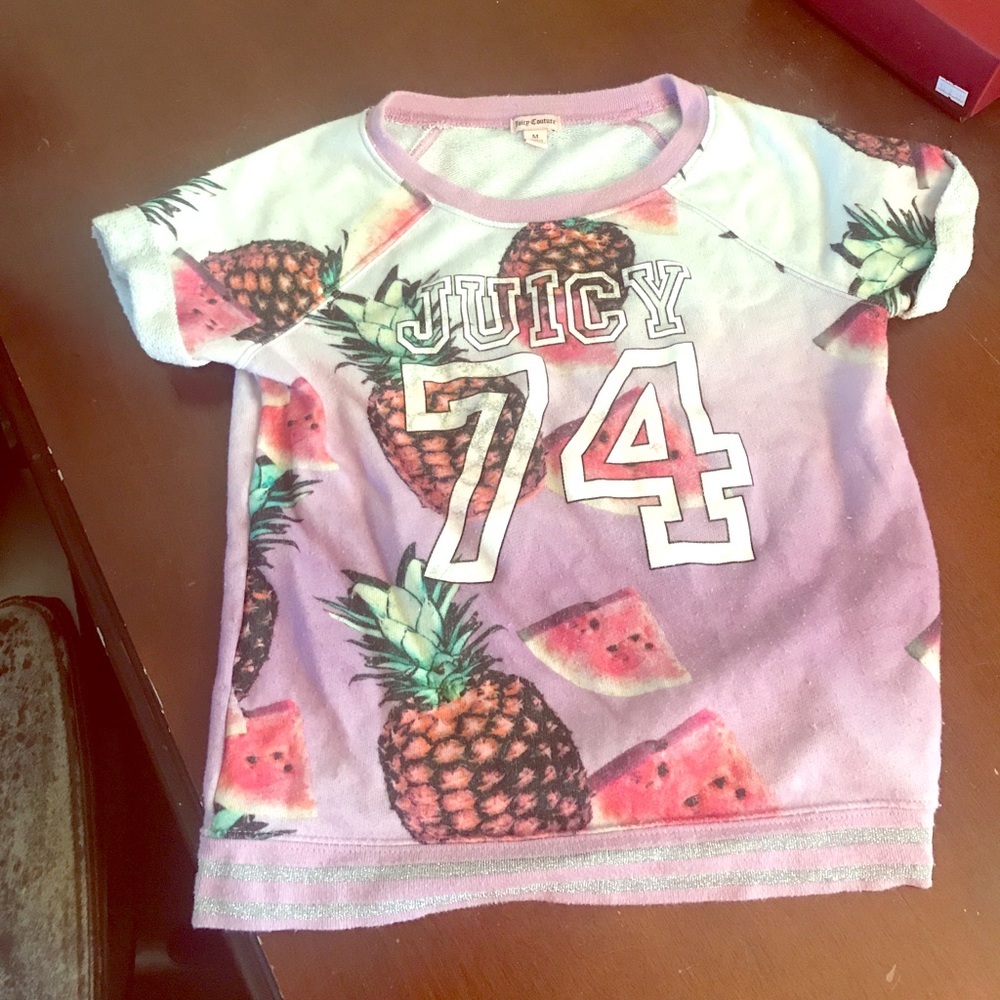Juicy couture Girls kids size medium shirt.