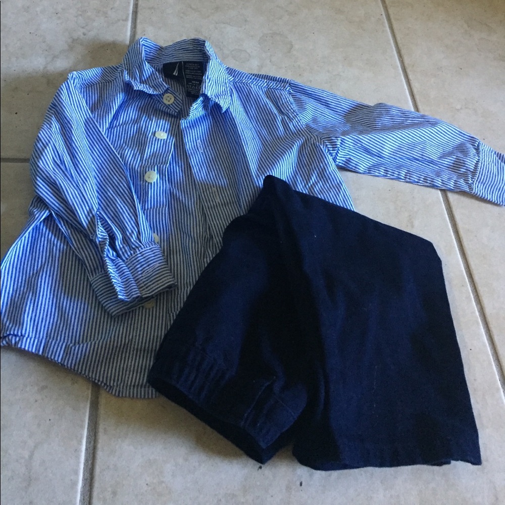 Nautica pin stripped set