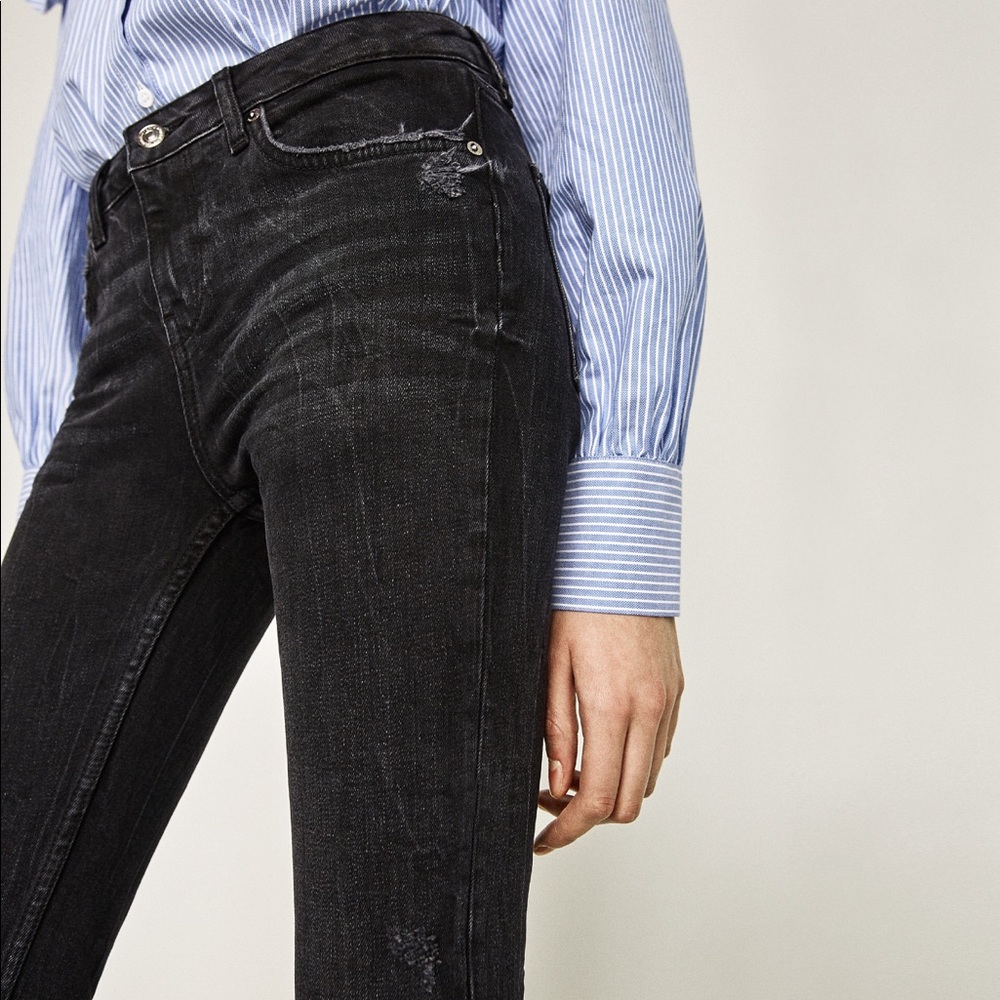 Black distressed denim w tattered hem