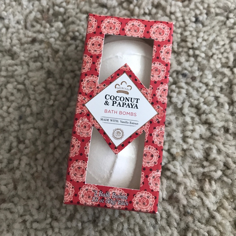 Coconut & Papaya Bath Bombs