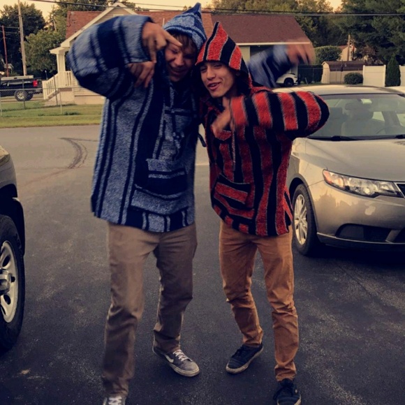 Meet your Posher, Josh - Picture 1 of 1