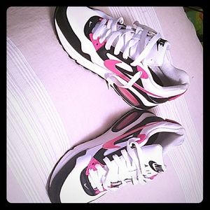 Nike Air Max (pink & black)