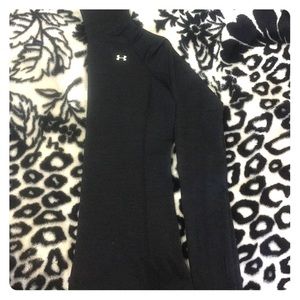 NWOT Under Armour Cold Gear long sleeve pullover