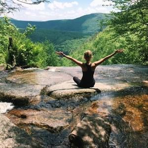 Meet your Posher, Julia