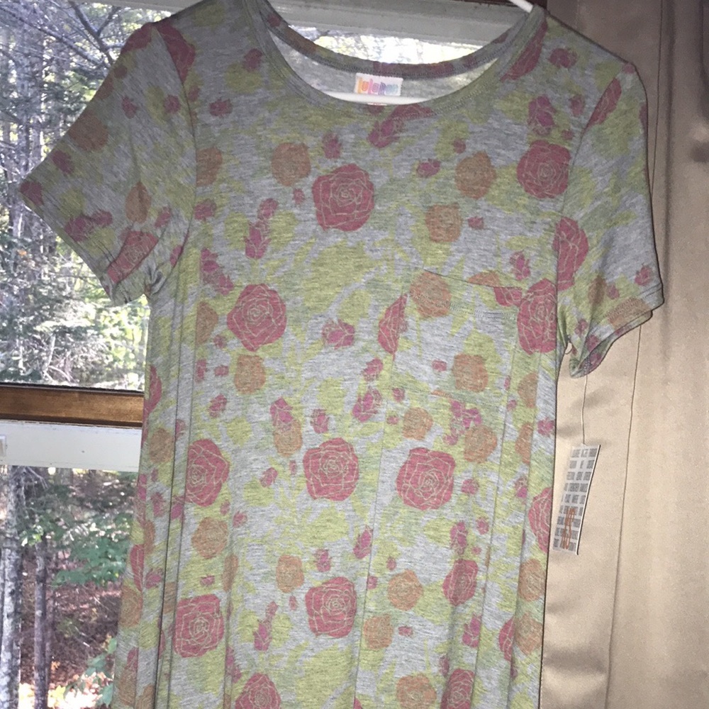 XS LulaRoe Carly