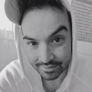 Meet your Posher, Derek