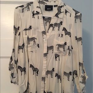 Anthropologists blouse with zebras. Size 6