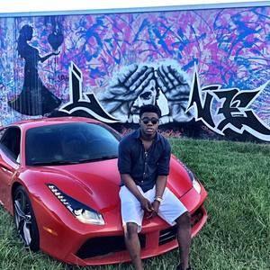 Meet your Posher, Karim