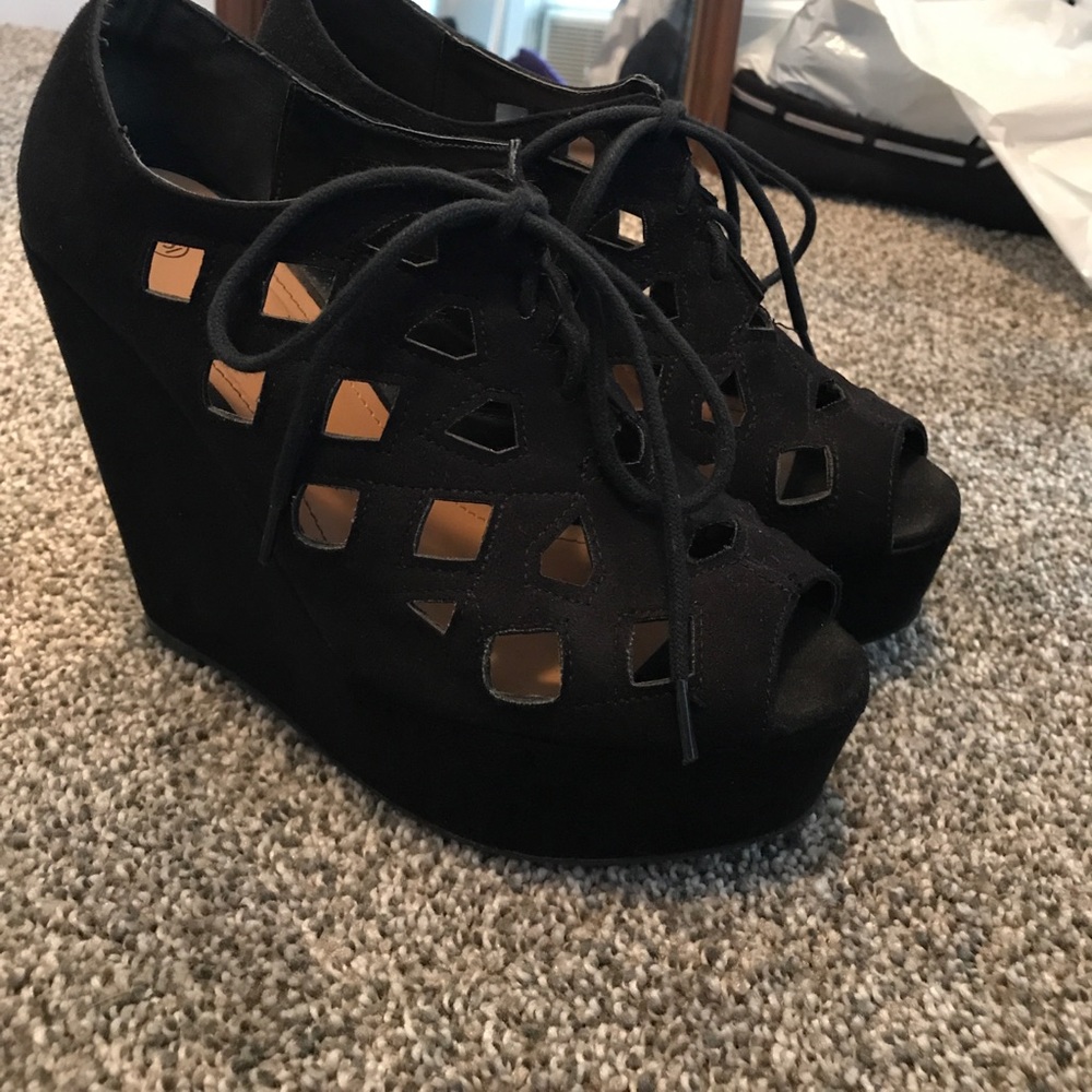 Peep Toe Cutout Lace Up Wedges