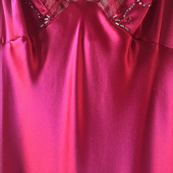 Moving SALE!! NWT  Victoria’s Secret Vintage Silk Slip - Picture 6 of 7