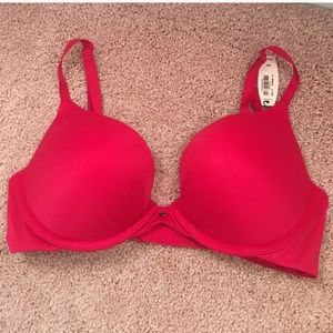 NWT Red Victoria's Secret Bra 32D