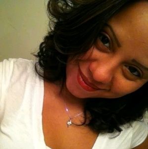 Meet your Posher, Nina