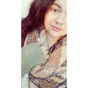 Meet your Posher, Miranda