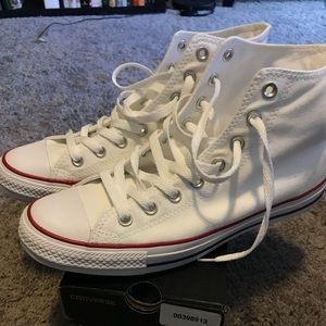 Converse Chuck Taylor Size 9.5 Brand New