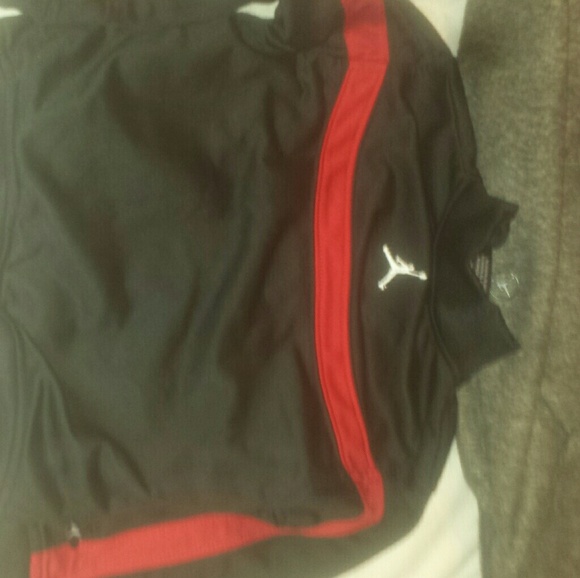 Nike Air Jordan Warm Ups. - Picture 2 of 3