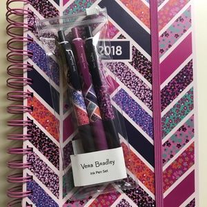 Vera Bradley 2018 planner with matching pens