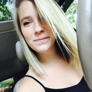 Meet your Posher, Kelly