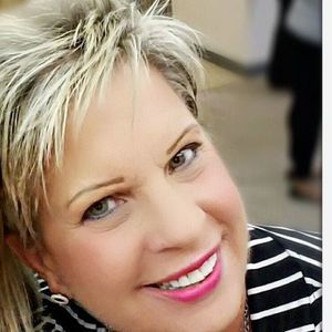 Meet your Posher, Carol