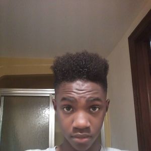 Meet your Posher, Deshaun