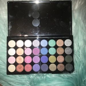 Eyeshadow Palette