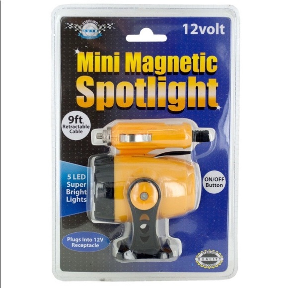 12 Volt Mini Magnetic Spotlight - Picture 1 of 5