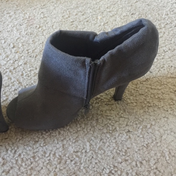 Bootie - Picture 4 of 4