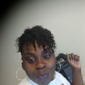 Meet your Posher, Joann