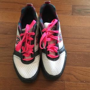 New Balance Tennis Shoes