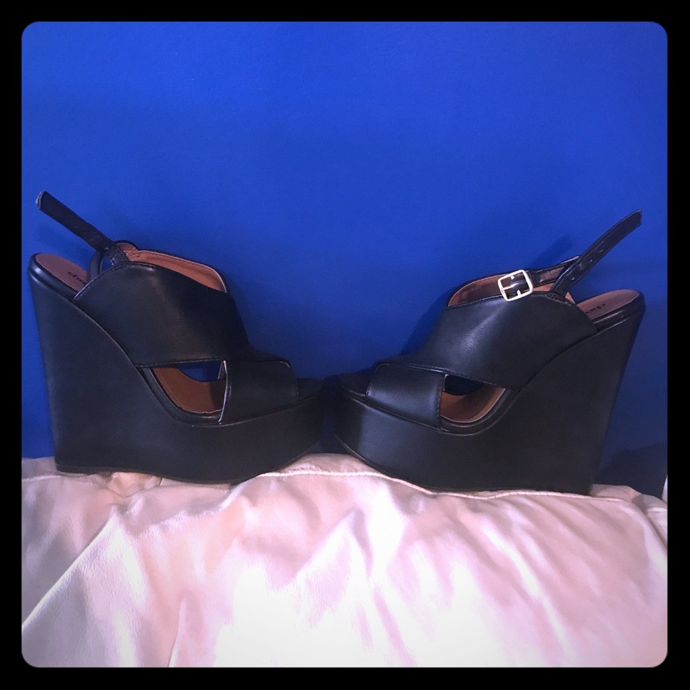 Sexy platforms!