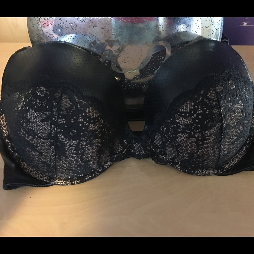 Victoria Secret Push Up Bra