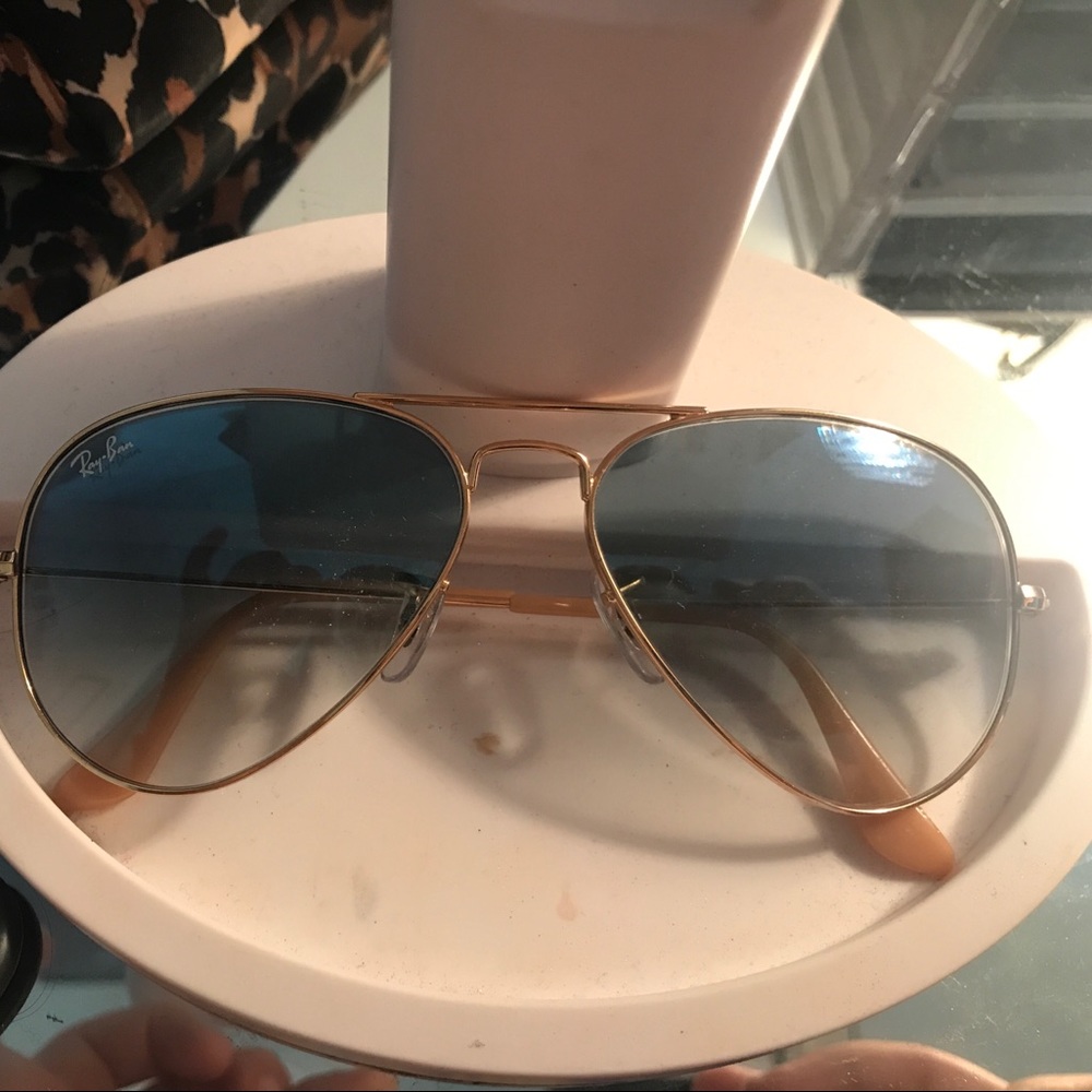 Ray Ban!! New, Small size. With case