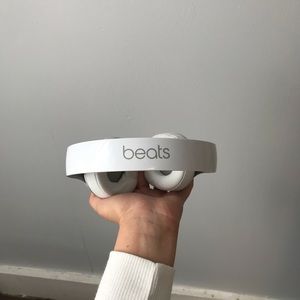 beats studio (noise canceling)