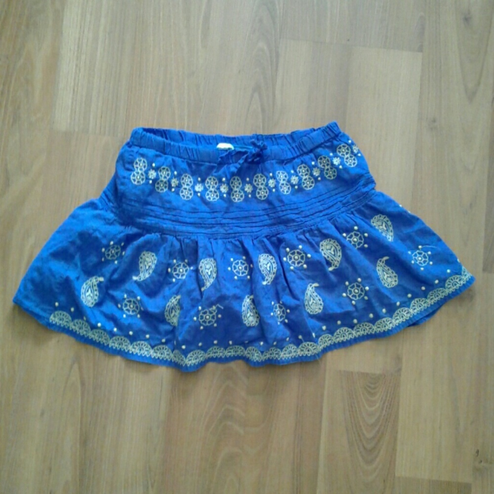 Girls Guess skirt