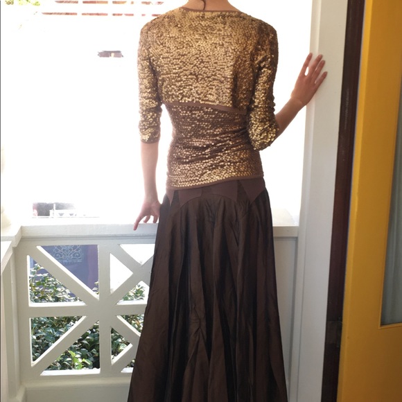 Sparkle Top and Skirt Set - Picture 2 of 6