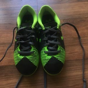 Under Armour boys cleats
