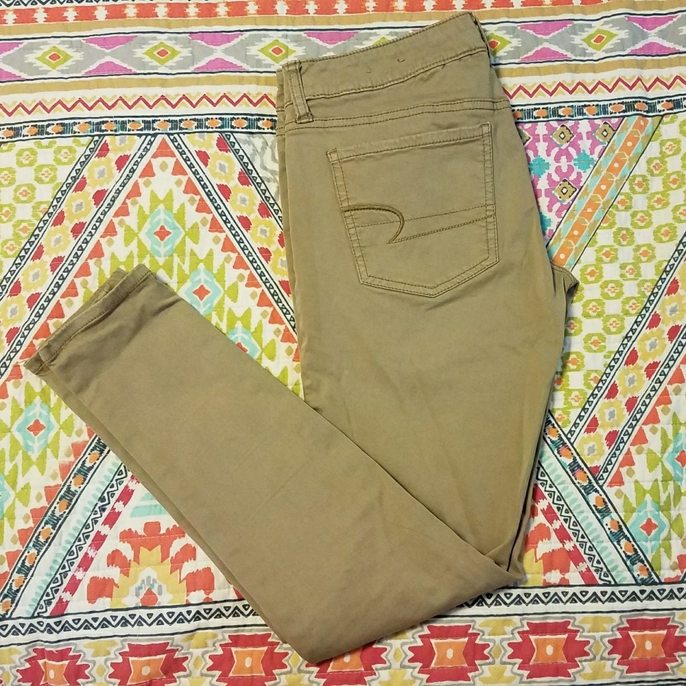 American Eagle khaki jeggings