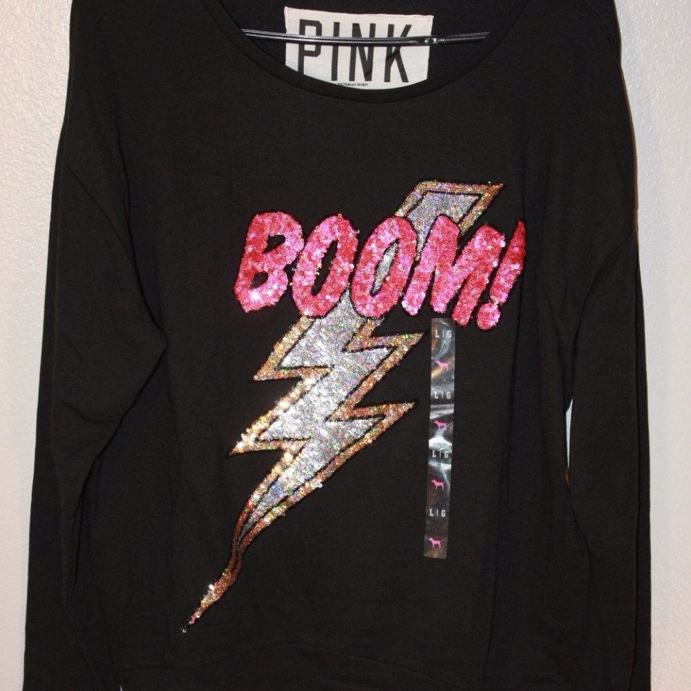 ****SOLD******VS sweatshirt crew NWT LG