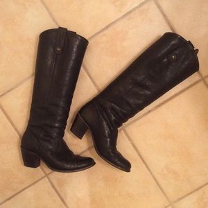 Frye Jackie Button boot— tall, black, size 7