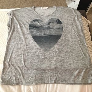 Vince Camuto graphic tee