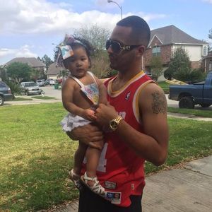 Meet your Posher, Dominique