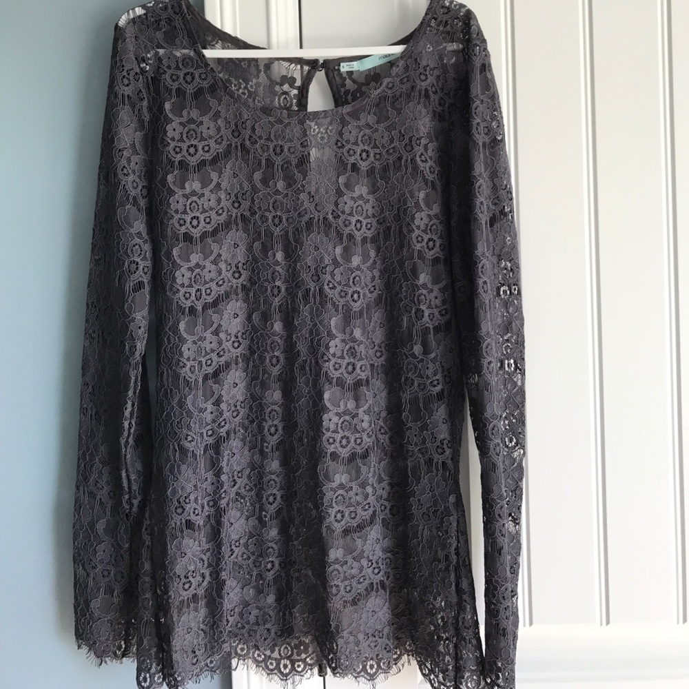 Lace top