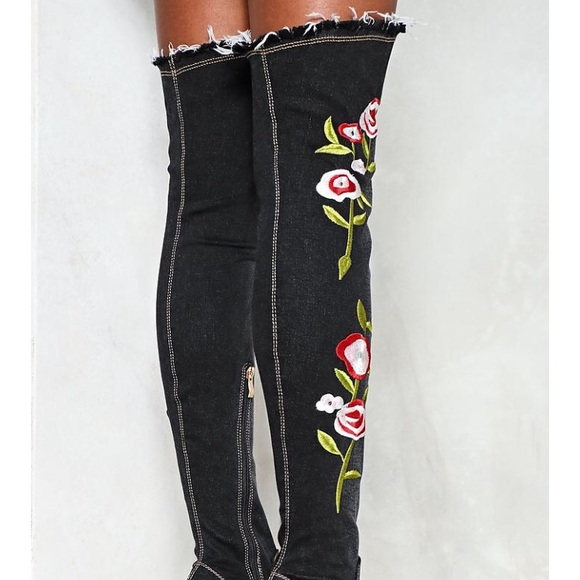 Size 8 Left Nasty Gal Over-The-Knee Floral Boots - Picture 4 of 8