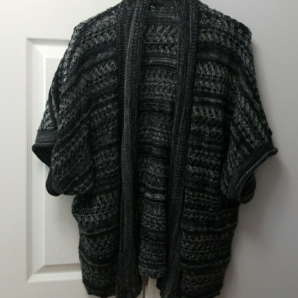 Short sleeve open front cardigan