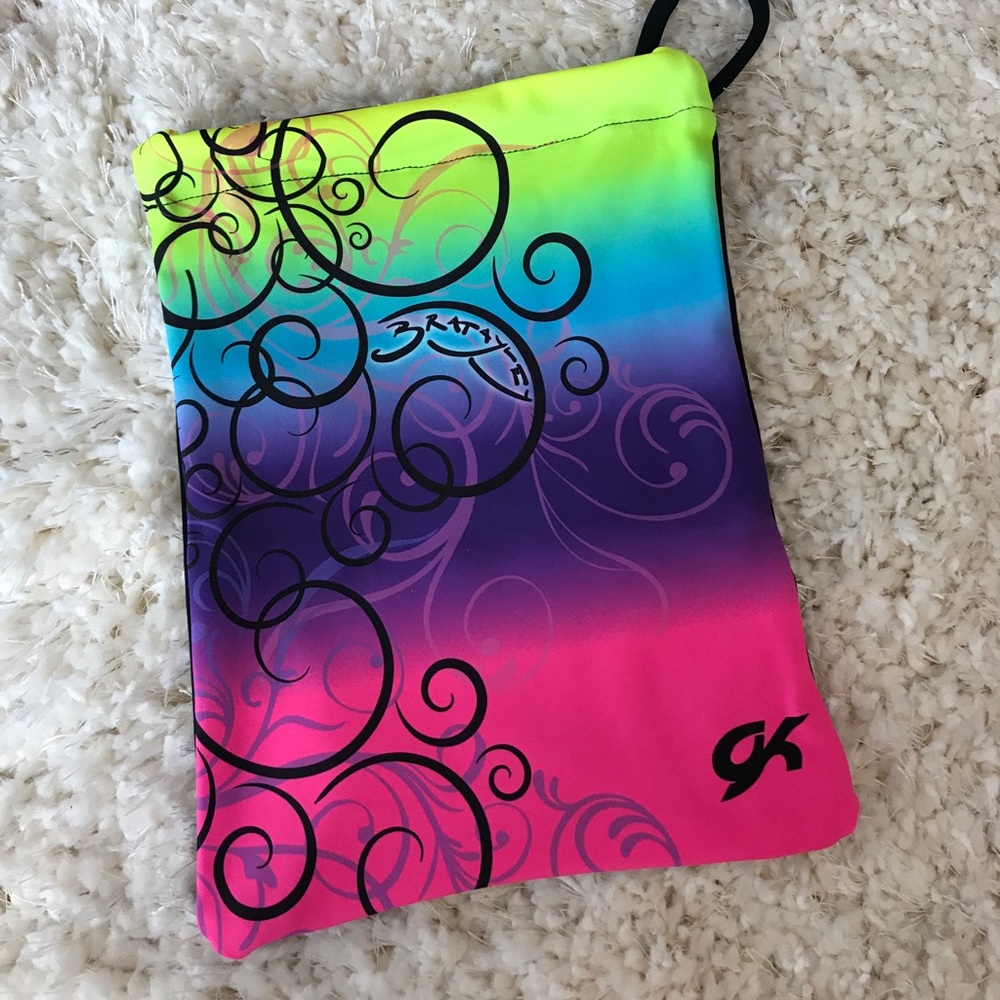 bratayley grip bag