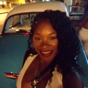 Meet your Posher, Chinyere