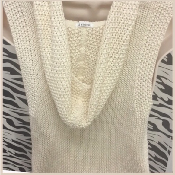 F21 Knit TOP - Picture 3 of 3