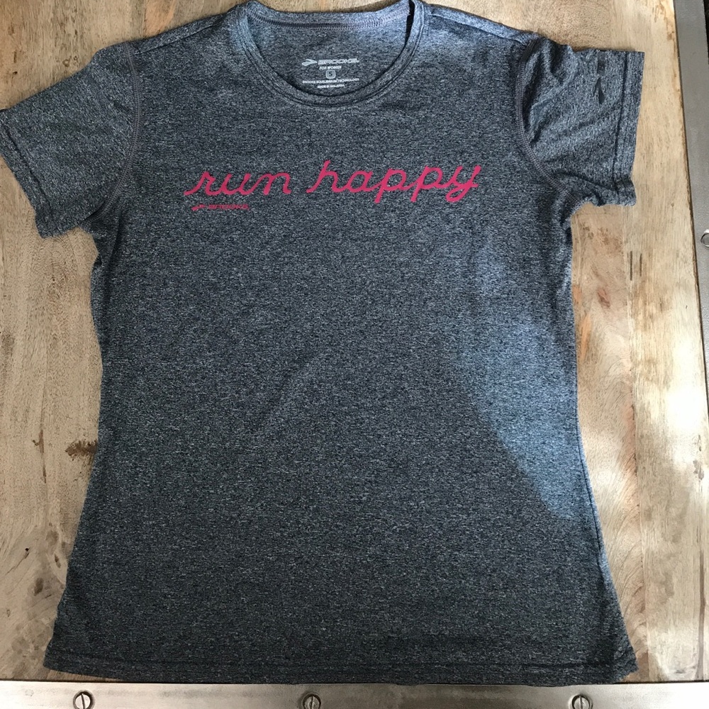 Brooks Running T-Shirt Small